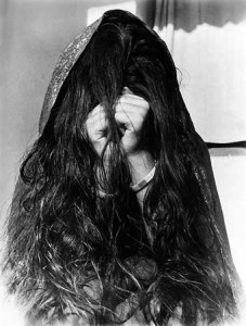 আমাদের মা-বোন এই নারীদের নিজামীরা ধর্ষণ করেছিলো এবং ধর্ষণের জন্য পাকবাহিনীর হাতে তুলে দিয়েছিলো